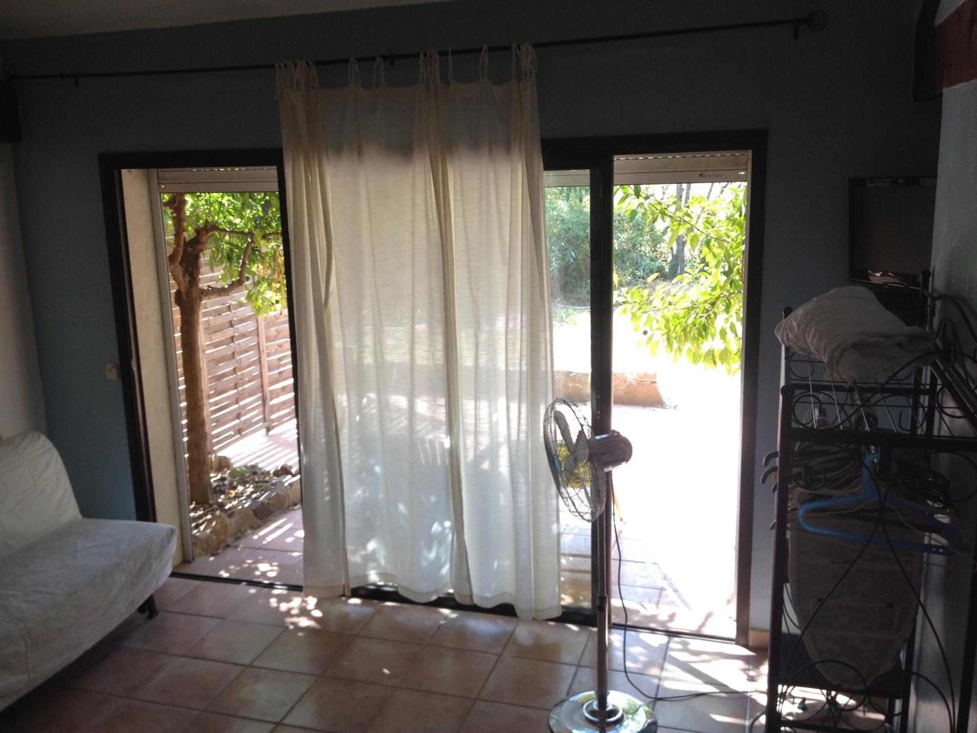 Apartamento Domaine De La Marseillaise La Crau Habitación foto